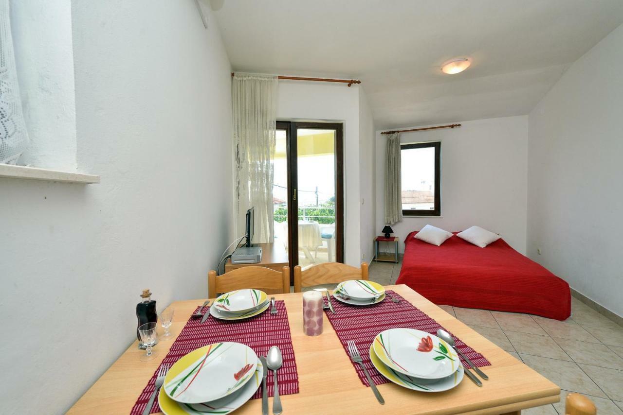 Apartments Ana Petrcane Εξωτερικό φωτογραφία