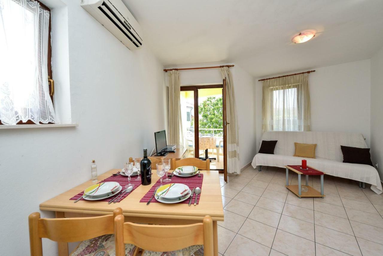 Apartments Ana Petrcane Εξωτερικό φωτογραφία