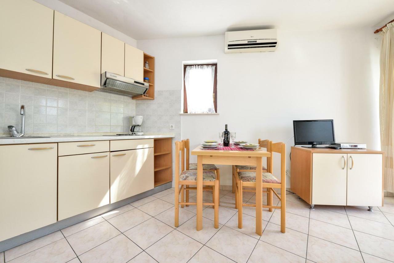 Apartments Ana Petrcane Εξωτερικό φωτογραφία