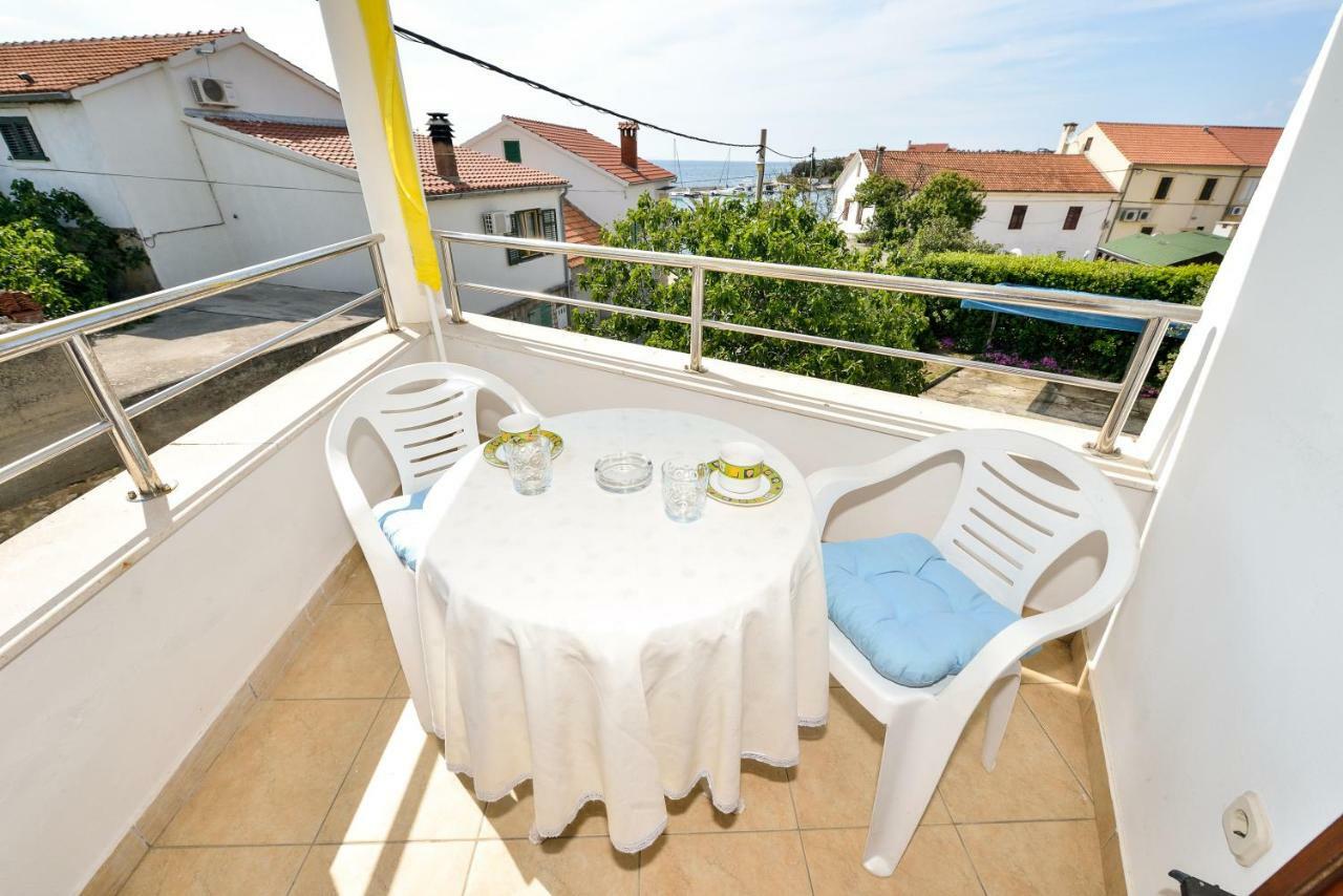 Apartments Ana Petrcane Εξωτερικό φωτογραφία